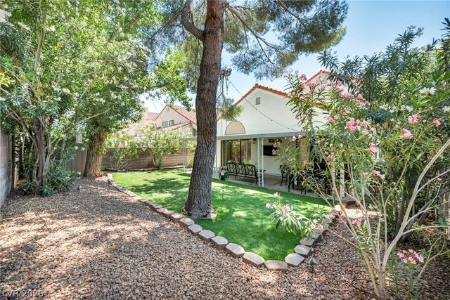 132 Wynntry Drive, Henderson, NV 89074