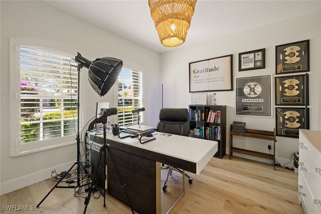 6968 Burnt Sienna CIR, Naples, FL 34109