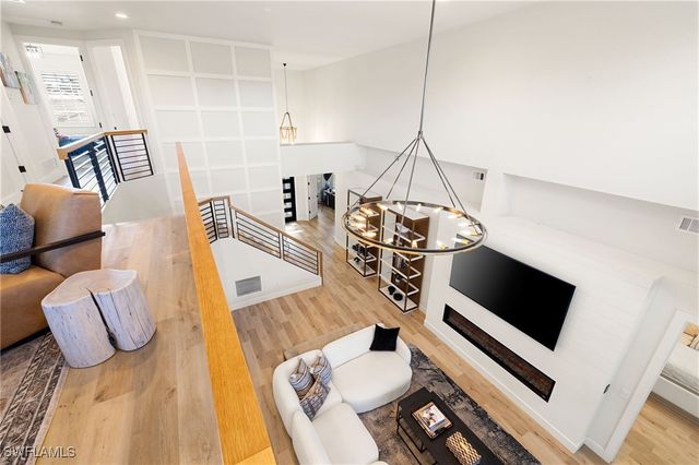 6968 Burnt Sienna CIR, Naples, FL 34109