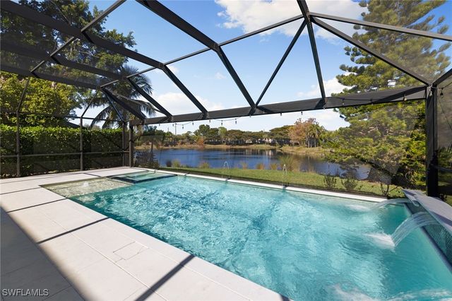 6968 Burnt Sienna CIR, Naples, FL 34109