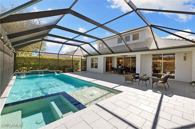 6968 Burnt Sienna CIR, Naples, FL 34109