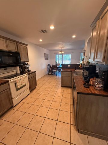 3254 SWALLOW POINTE, New Braunfels, TX 78130