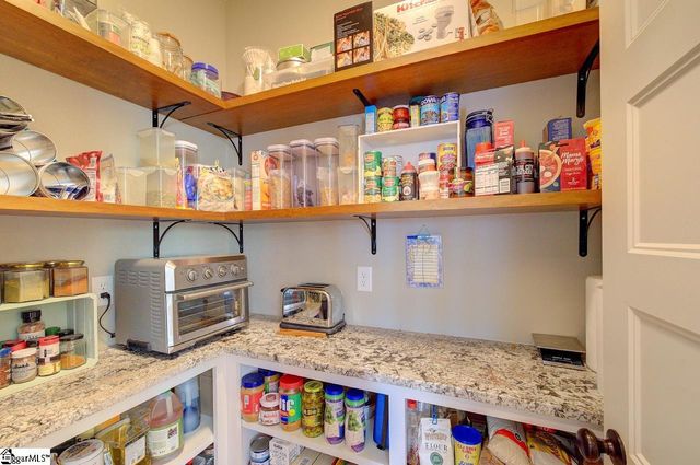 10 Hunters Landing Drive, Greer, SC 29651