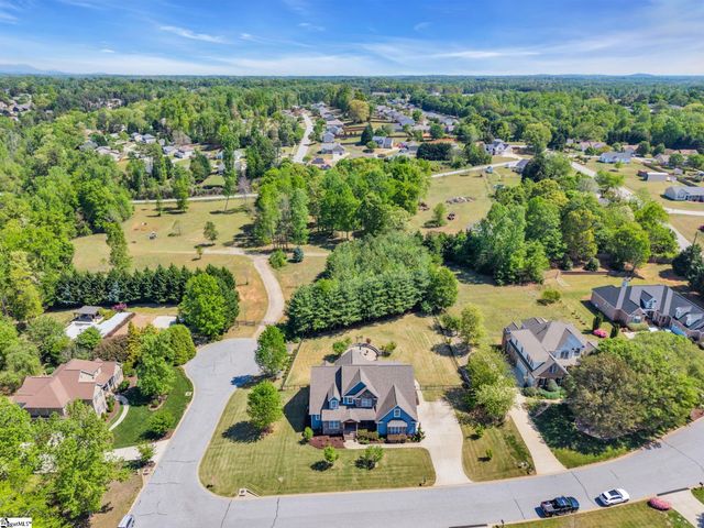 10 Hunters Landing Drive, Greer, SC 29651