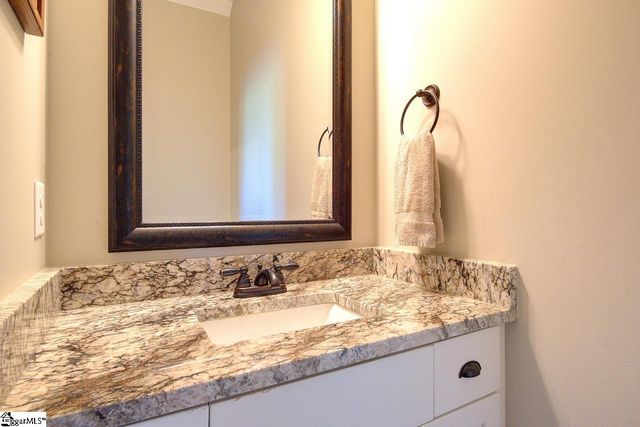 10 Hunters Landing Drive, Greer, SC 29651