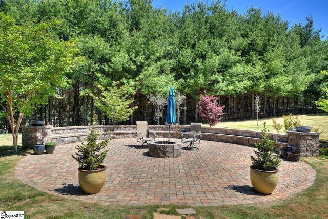 10 Hunters Landing Drive, Greer, SC 29651