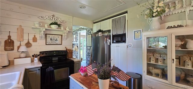 1228 Sherwood Avenue, North Tonawanda, NY 14120