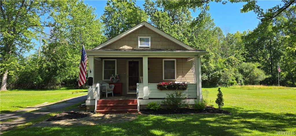 1228 Sherwood Avenue, North Tonawanda, NY 14120