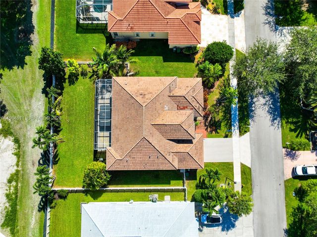 2835 Fairways Dr, Homestead, FL 33035