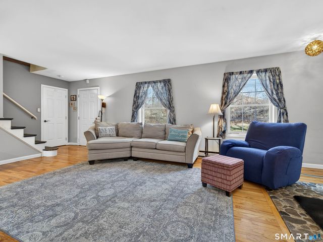 1877 Middletown Avenue, North Branford, CT 06472