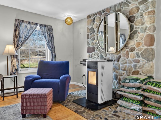 1877 Middletown Avenue, North Branford, CT 06472