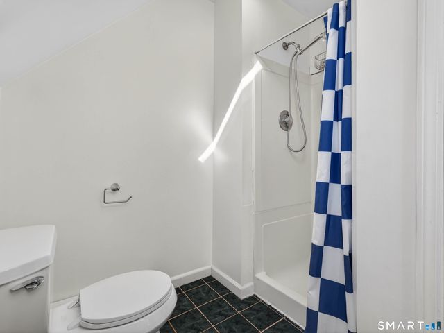 1877 Middletown Avenue, North Branford, CT 06472