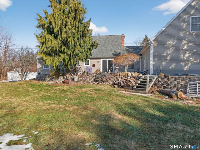 1877 Middletown Avenue, North Branford, CT 06472