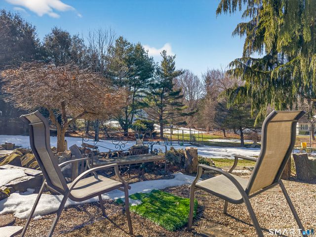 1877 Middletown Avenue, North Branford, CT 06472