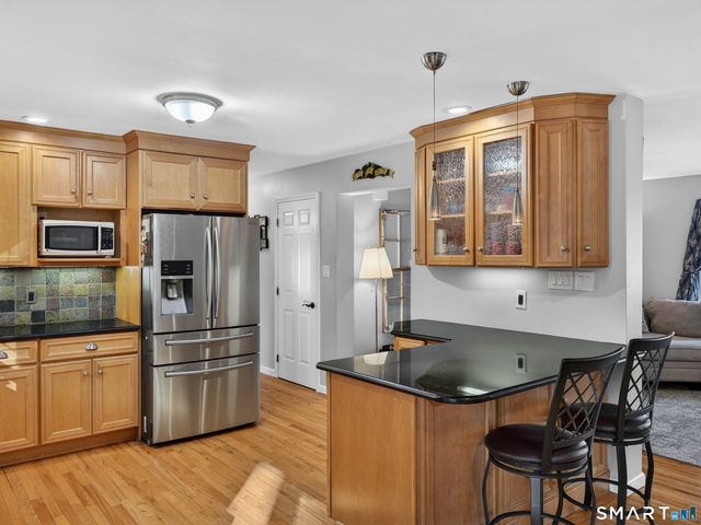 1877 Middletown Avenue, North Branford, CT 06472