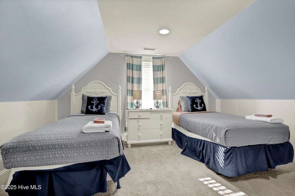 Image 26 of property listing at 4 Sailview Drive, Sneads Ferry, NC 28460