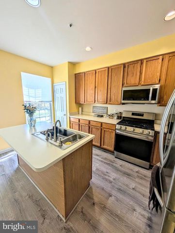 7834 YANKEE HARBOR DR, Montgomery Village, MD 20886