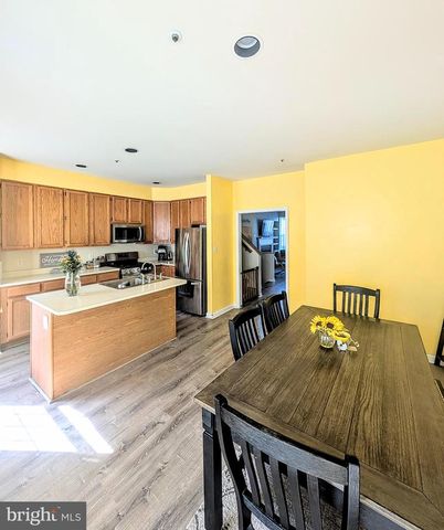 7834 YANKEE HARBOR DR, Montgomery Village, MD 20886