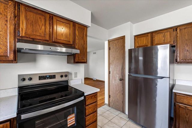 1 Georgetown Drive, Madison, WI 53719