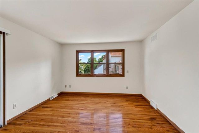 1 Georgetown Drive, Madison, WI 53719