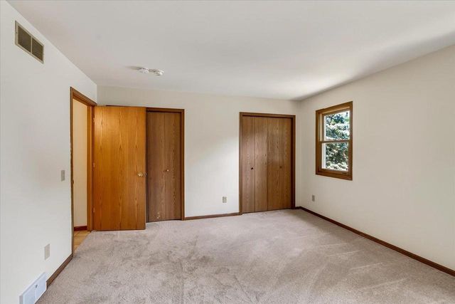 1 Georgetown Drive, Madison, WI 53719