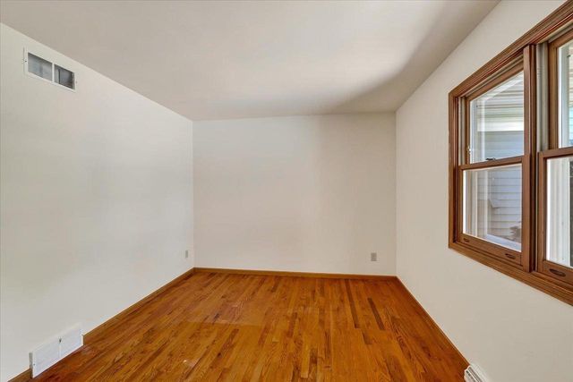 1 Georgetown Drive, Madison, WI 53719