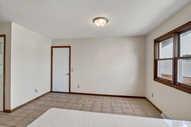 1 Georgetown Drive, Madison, WI 53719