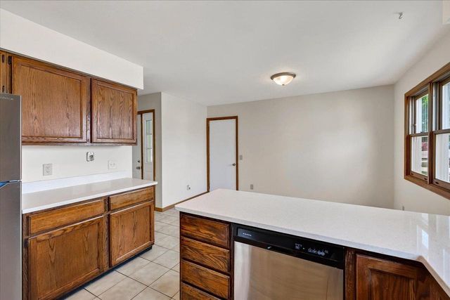 1 Georgetown Drive, Madison, WI 53719