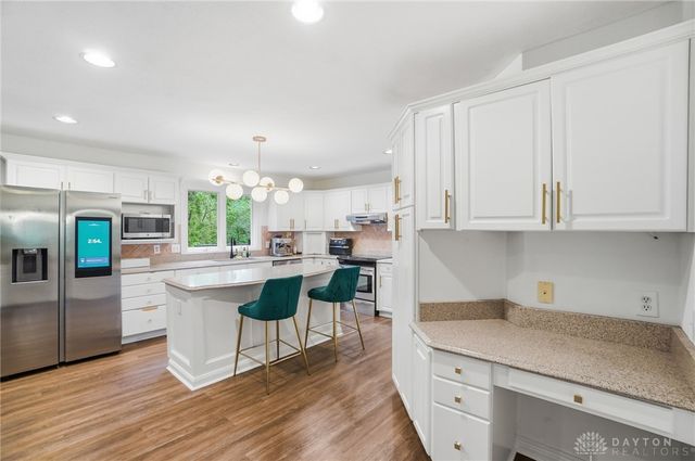 2570 River Bend Drive, Sugarcreek Twp, OH 45370