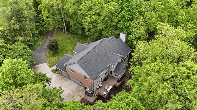 2570 River Bend Drive, Sugarcreek Twp, OH 45370