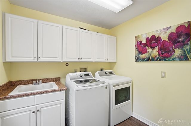2570 River Bend Drive, Sugarcreek Twp, OH 45370