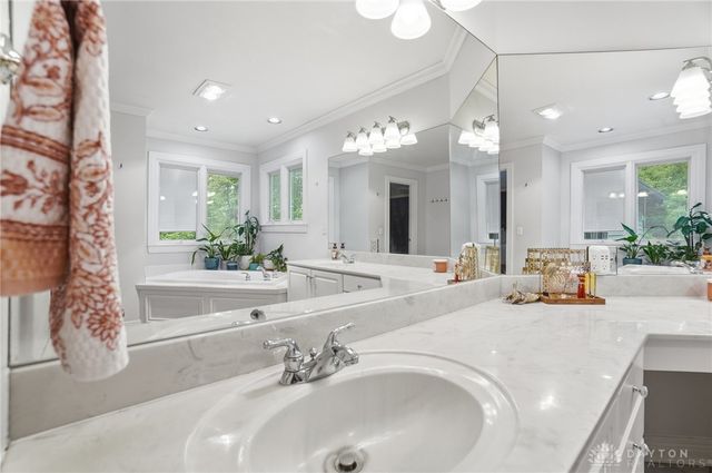 2570 River Bend Drive, Sugarcreek Twp, OH 45370