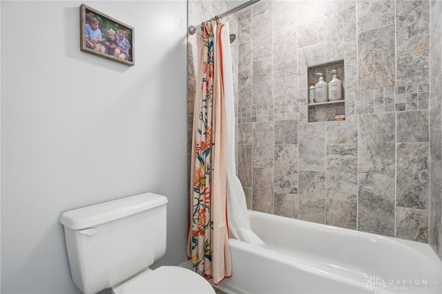 2570 River Bend Drive, Sugarcreek Twp, OH 45370