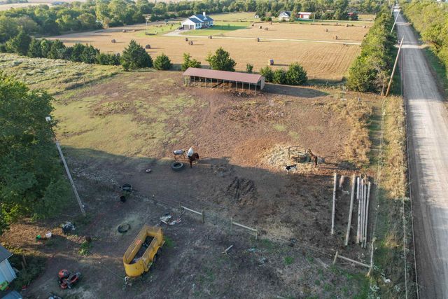 4291 SW Prairie Creek Rd, Benton, KS 67017