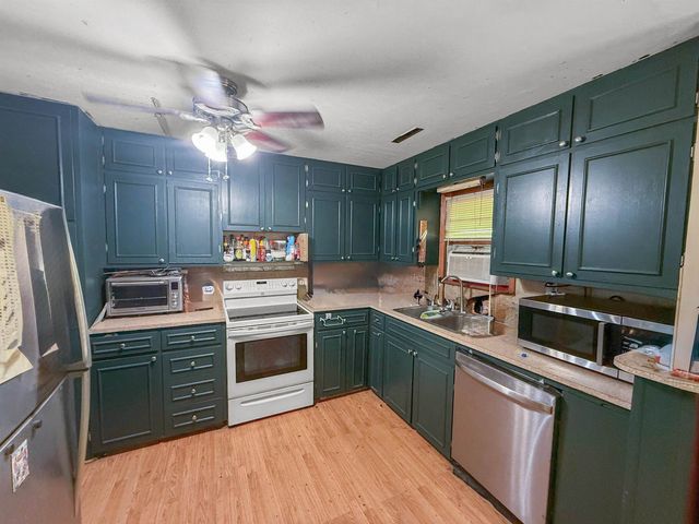 4291 SW Prairie Creek Rd, Benton, KS 67017