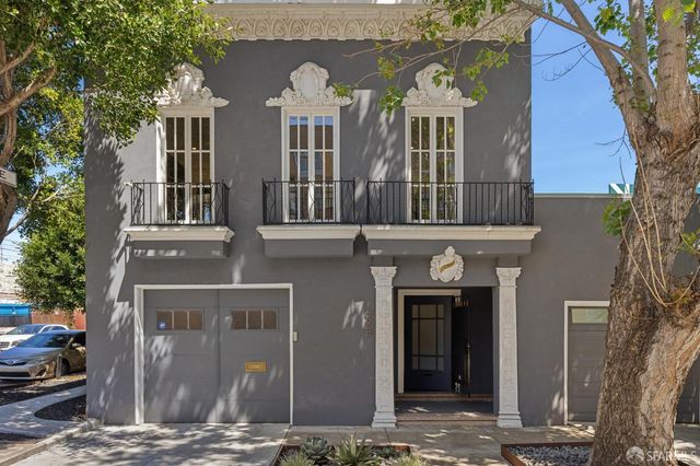 1698 Armstrong Avenue, San Francisco, CA 94124