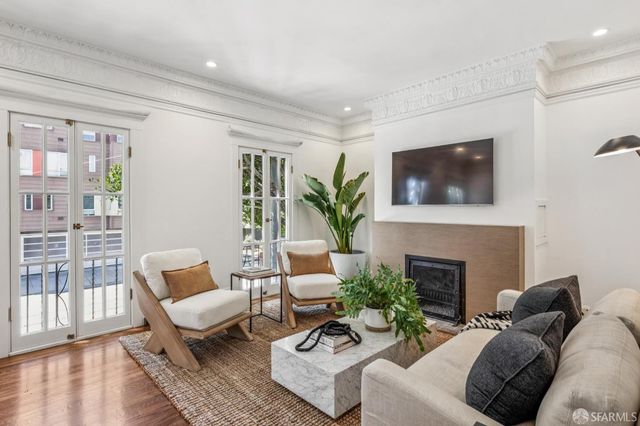 1698 Armstrong Avenue, San Francisco, CA 94124