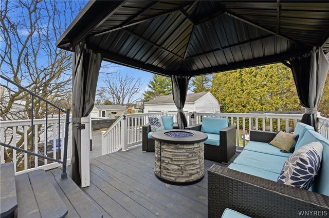 6963 Northview Drive, Lockport Town, NY 14094