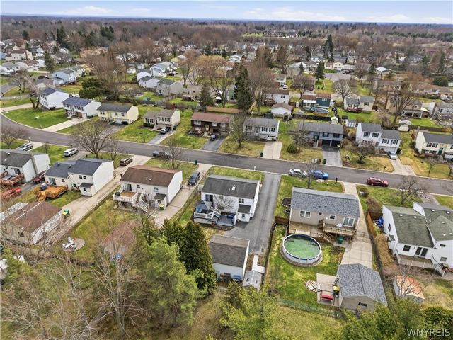 6963 Northview Drive, Lockport Town, NY 14094
