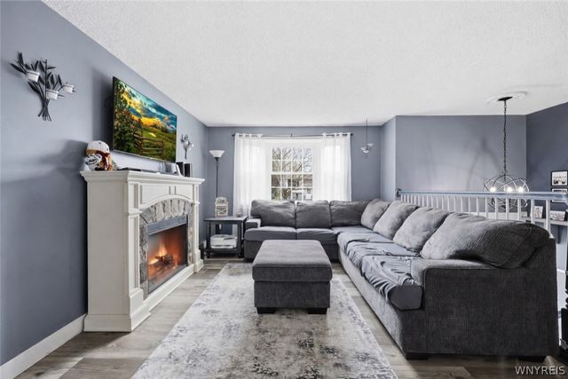 6963 Northview Drive, Lockport Town, NY 14094