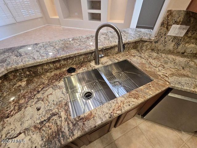 20480 N CANYON WHISPER Drive, Surprise, AZ 85387