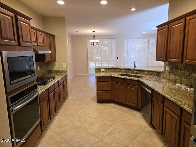 20480 N CANYON WHISPER Drive, Surprise, AZ 85387