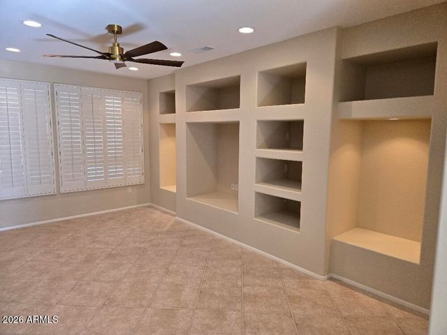 20480 N CANYON WHISPER Drive, Surprise, AZ 85387