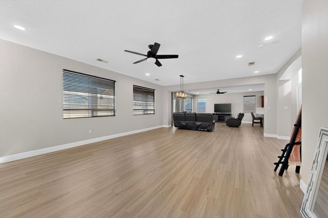 8035 Sand Springs Road NW, Albuquerque, NM 87114