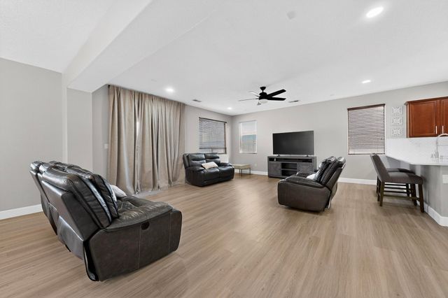 8035 Sand Springs Road NW, Albuquerque, NM 87114