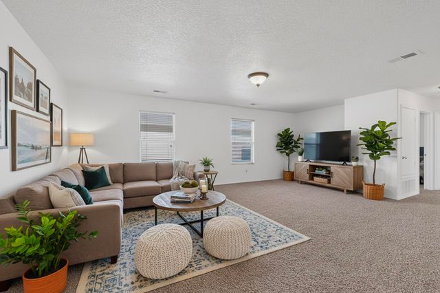 8035 Sand Springs Road NW, Albuquerque, NM 87114