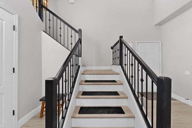 8035 Sand Springs Road NW, Albuquerque, NM 87114