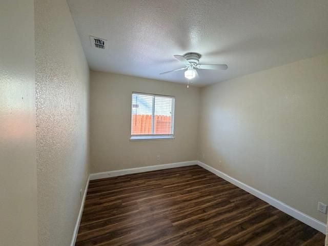 1923 Hardial Dr, Yuba City, CA 95993