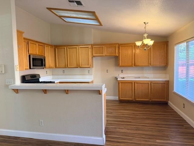 1923 Hardial Dr, Yuba City, CA 95993