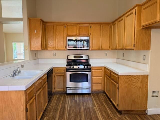 1923 Hardial Dr, Yuba City, CA 95993